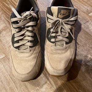 COPY - Nike tennis shoes